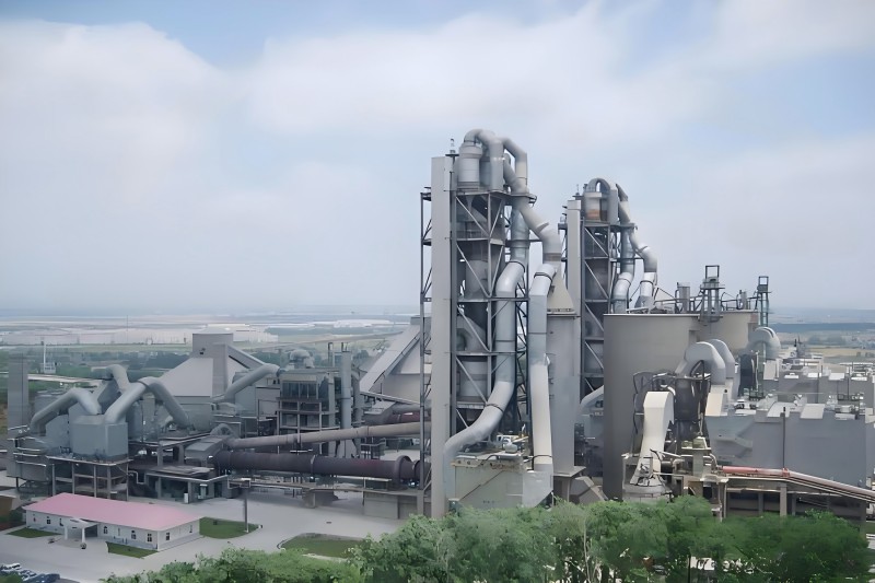 山西浩業為太原某水泥廠定制安裝礦山輸送皮帶機項目